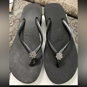 HAVAIANAS Flip Flops  -black Slim Wedge CRYSTAL Flower -SZ 9/10 39/40-sandals